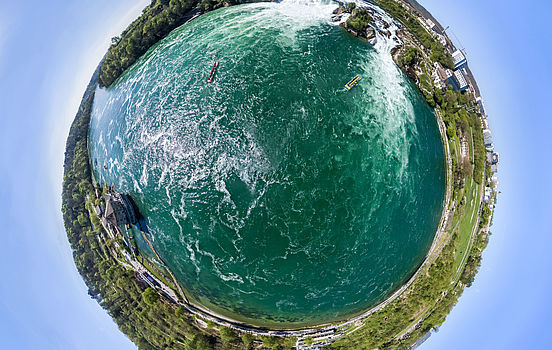 360° HDR Luftaufnahme des Rehinfalls in der Schweiz